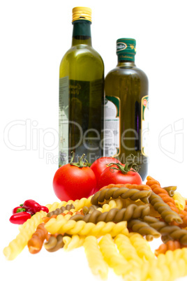 Pasta, tomatoes, peppers, olive oil