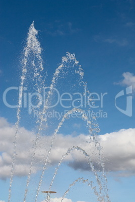 Splash of fountain in a urban park