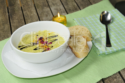 Brokkolisuppe