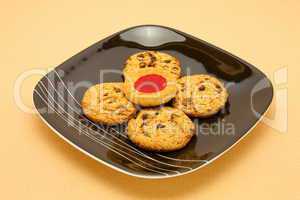 A plate of cookies