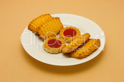 A plate of cookies