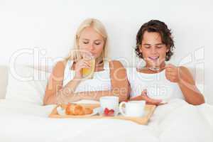 Couple eating breakfast