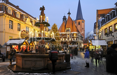 Weihnachtsmarkt auf dem Marktplatz in Michelstadt
