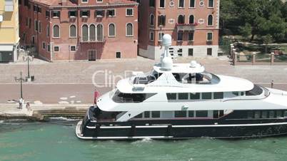 Venice luxury yachts P HD 9697