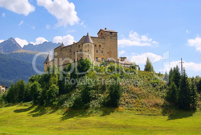 Nauders Burg - Nauders castle 02