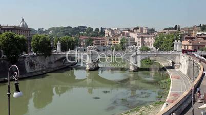 Rome Escultura na ponte sobre of Tiber P HD 0462