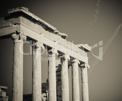 greek columns