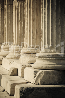 greek columns