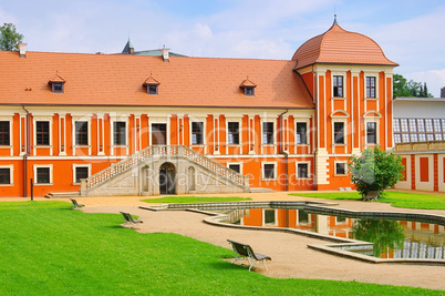 Ostrov Schloss - Ostrov palace 01