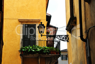 Verona architecture details