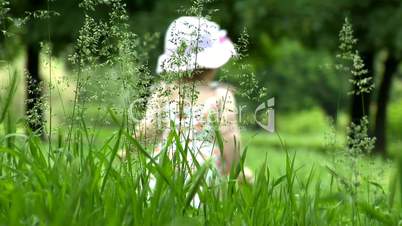 baby in park