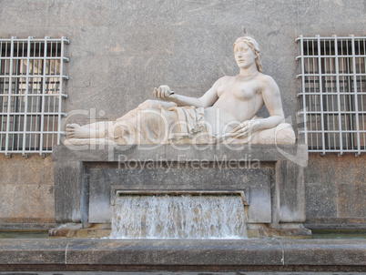 Dora Statue, Turin