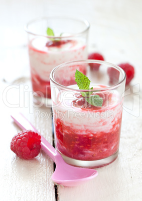 Fruchtjoghurt / fruit yogurt