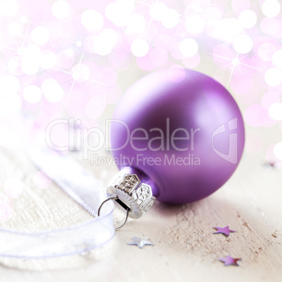 Weihnachtskugel mit Band / christmas ball with ribbon Weihnachtskugel mit Band / christmas ball with ribbon