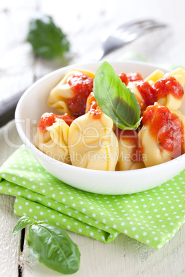 Pasta mit Tomatensauce / pasta with tomato sauce