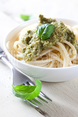 Pasta mit Pesto / pasta with pesto