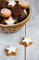 Weihnachtliches Gebäck - Christmas Cookies