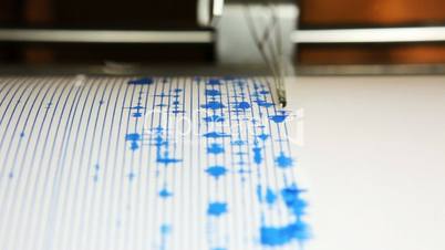 Seismograph