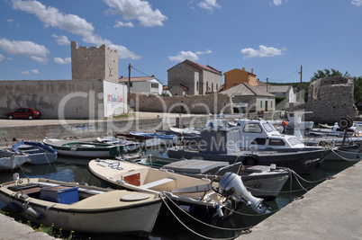 Bootshafen in Razanac, Kroatien
