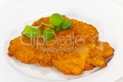 Paniertes Wiener Schnitzel