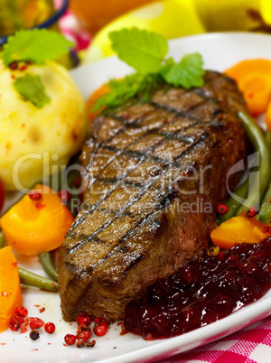 Rumpsteak mit grünen Bohnen,Püree