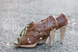 Stylish leather women shoes with laces