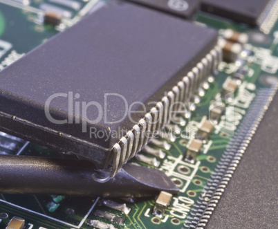 taking chip from circuit board by force
