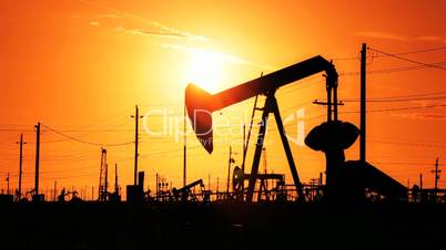 Crude Oil Desert Drilling