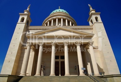 Nikolaikirche Potsdam strahlt im neuen Glanz