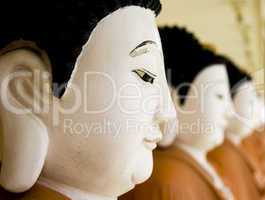 Row of Buddhas