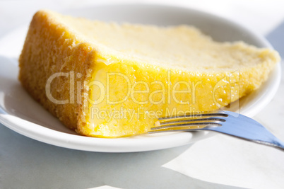 Lemon butter cake