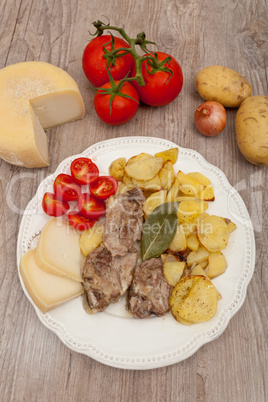 lamb with potatoes