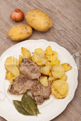 lamb with potatoes