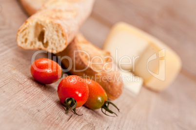 Baguette and tomatoes