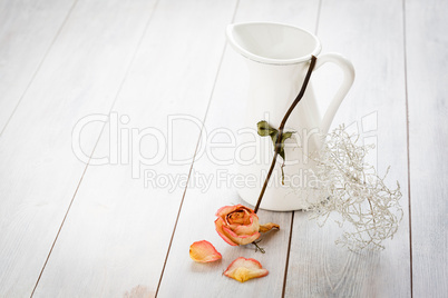 Krug mit getrocknetet Rose - Jar with dried Rose