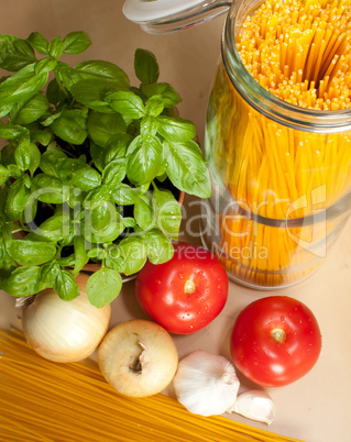 Spaghetti - ingredients