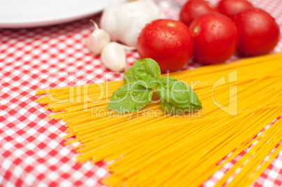 Spaghetti - ingredients