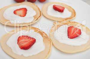 Flapjacks With Strawberries and Cream