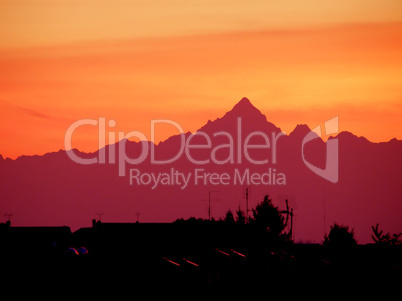 Mountain sunset skyline