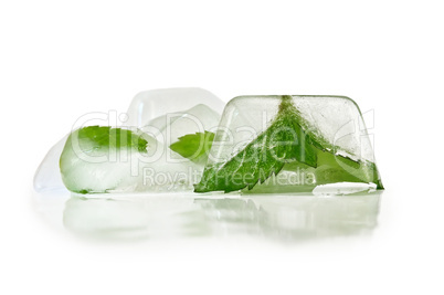 Ice with mint