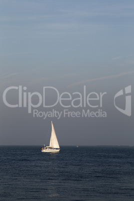 Segelboot bei Helgoland; Sailing Yacht near Helgoland