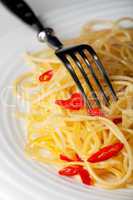 Spaghetti alio olio und eine Gabel
