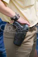 Dienstwaffe einer Polizistin Weapon of a police woman