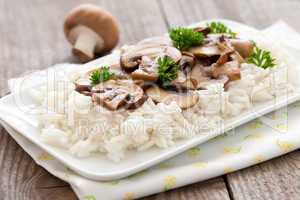 Reis mit Pilzen / rice with mushrooms