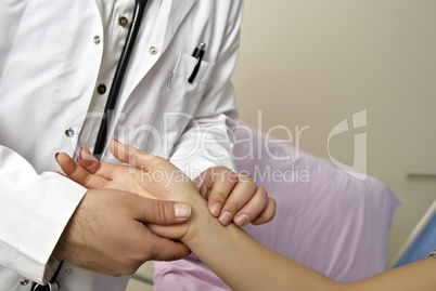 Blood pressure doctor and patient diagnosis