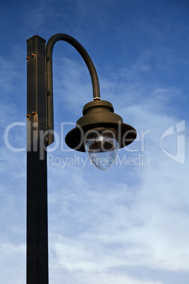 Image of street light.