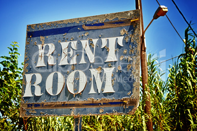 RENT ROOMS Sign