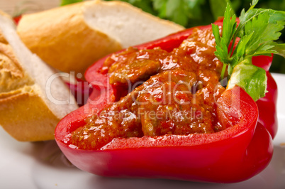 full paprika (with meat)