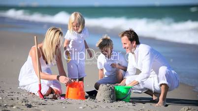 Familie am Strand