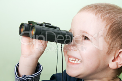 Child with binoculars